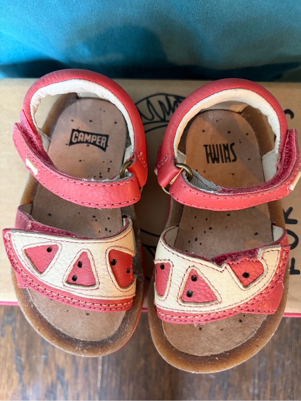 Toddler kids girl sandals Camper size 5.5